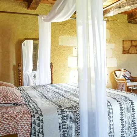 Domaine Du Bourg * Salon