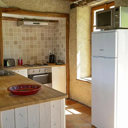 Domaine Du Bourg Bed & Breakfast *