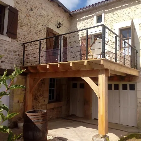 Domaine Du Bourg Bed & Breakfast
