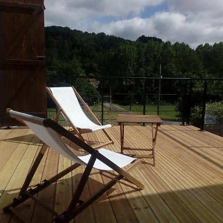 Domaine Du Bourg Bed & Breakfast Salon